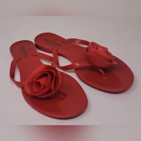 Valentino Garavani Women's Red Rose Jelly Flat Thong Sandals Italy 8 US / 38 EU - Picture 3 of 10